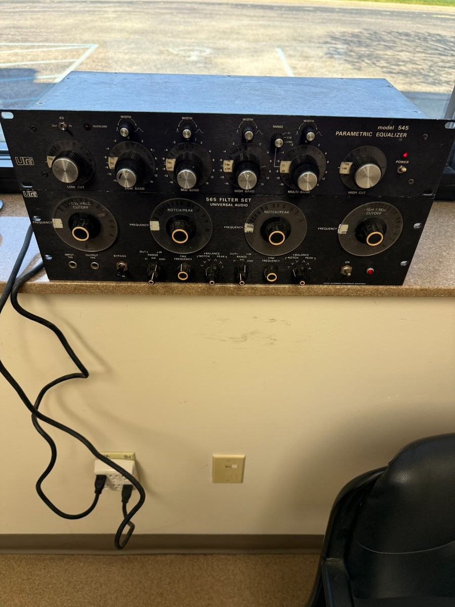 1977 UREI Model 545 + 565 Vintage Parametric EQ & Filter Set