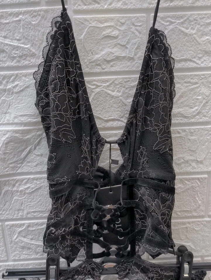 Nuevo Mono Outcast Dolce Vita Negro Talla S Foto 4 de 4