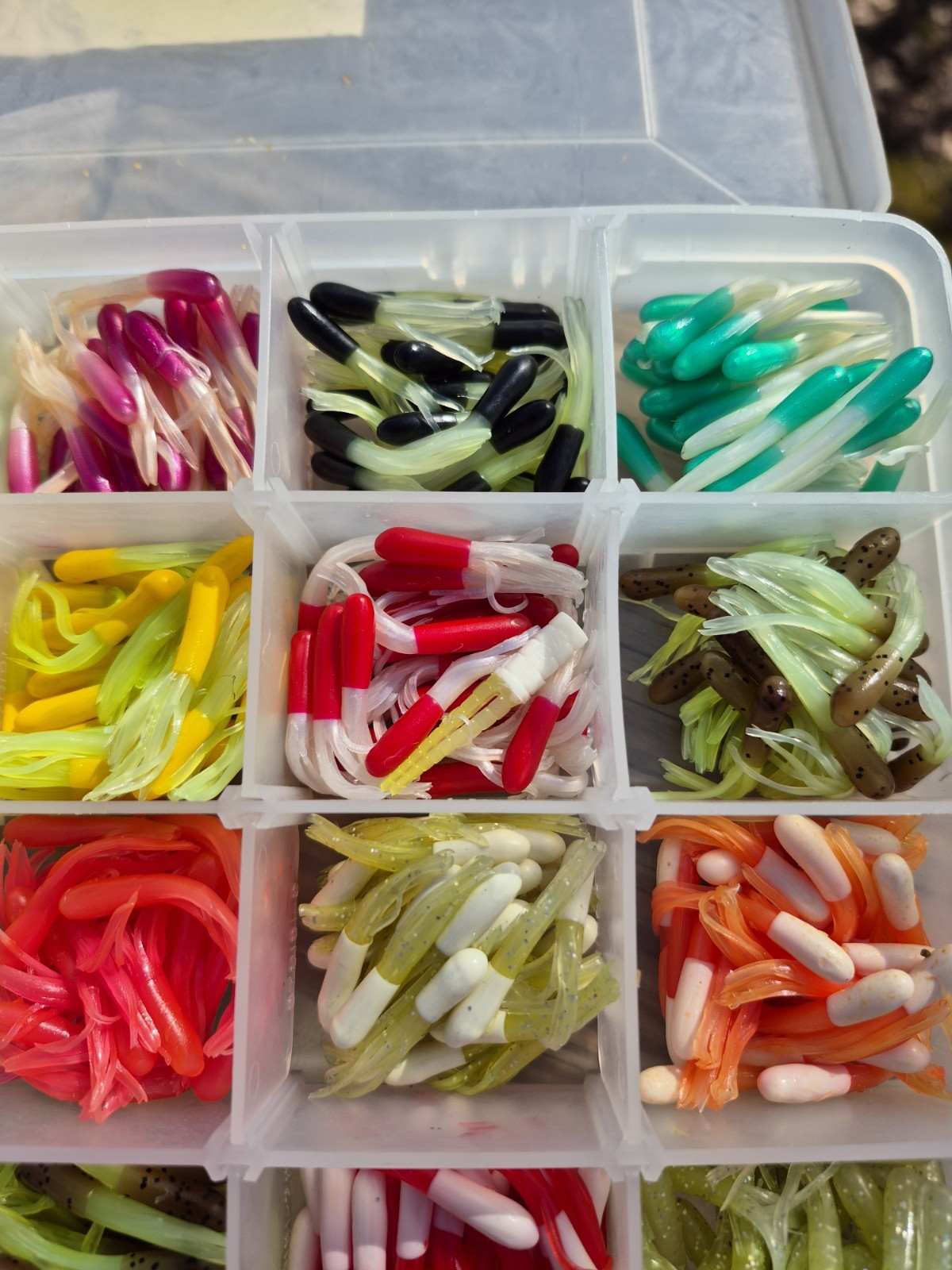 New PRO CRAPPIE TUBE KIT 1021 Pieces Southern Pro Tackle Lure Jig Head & Body  - Image 11