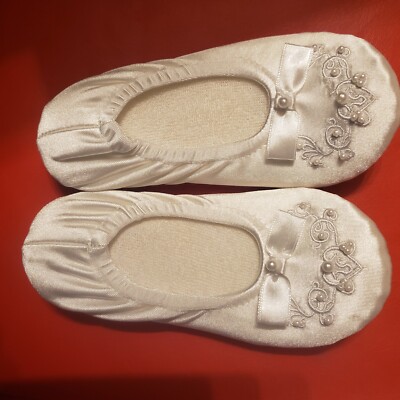 UPDATE: 2 SZ 11 1 SZ 9  WHITE BALLET SLIPPERS  WEDDING FLOWER DANCE GIRLS 