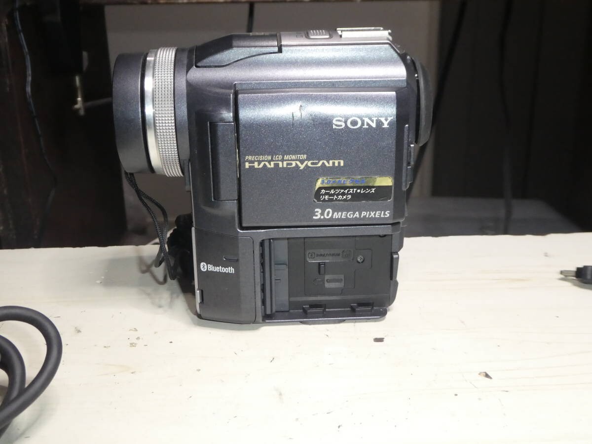 SONY miniDV HANDYCAM DCR-PC300K ⑧ MINT in Box】SONY miniDV HANDYCAM DCR-PC300 K Camcorder