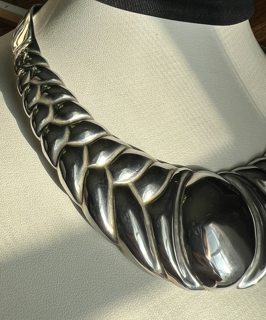 Taxco TL-45 Mexico Modernist Puffy Sterling Silver Choker