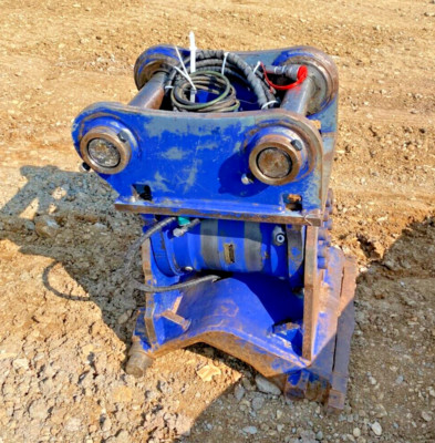 ''POWERTILT'' m.HKS HYDR.Schnellwechsler Verachtert CW 20/CW30/CW40  7500,-  netto