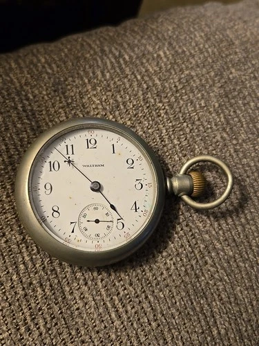 ANTIQUE 18s WALTHAM CRESCENT STREET Lever Set 15 JEWEL  POCKET WATCH. Runs Fine