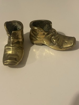 2 kleine Vintage Messing Stiefel ideale Briefbeschwerer oder Streichholzhalter Streichholz Deko