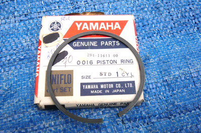 Yamaha  RT1 M  RT1 MX  1970-71  Ring vom Kolben  Kolbenring   + 0,00 mm  O/S STD