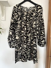 H&M Zebra Print Smok Dress EUR S