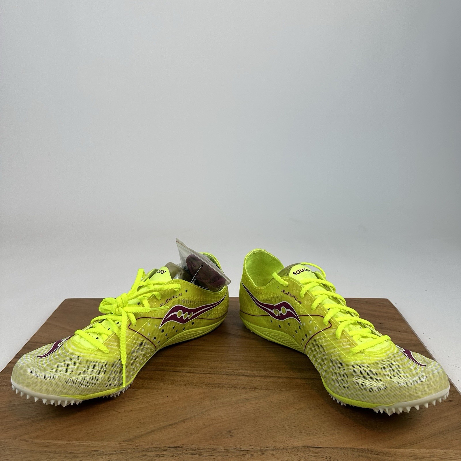 New Womens Saucony Endorphin Racing Track & Field Spiked Running Shoes Size 10 thumbnail 5