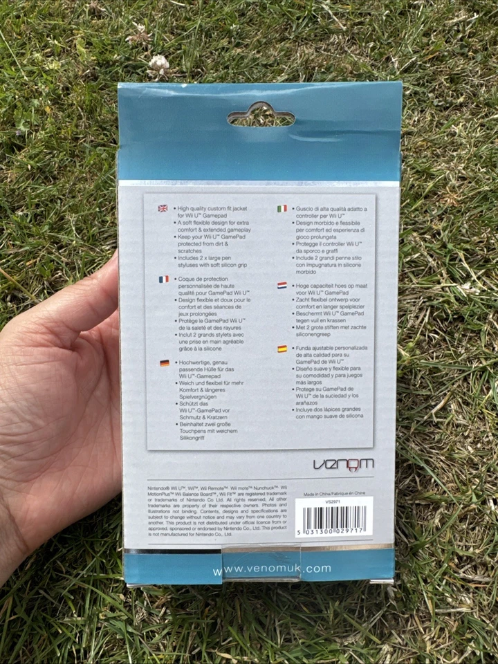 New VENOM WII U GAMEPAD PROTECTOR & STYLUS Blue Protect & Play Silicone Jacket - Image 3 of 3