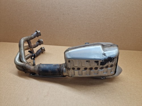 Triumph Trident 660 Complete exhaust system Genuine OE VGC 2021 - 2023 - Picture 15 of 21
