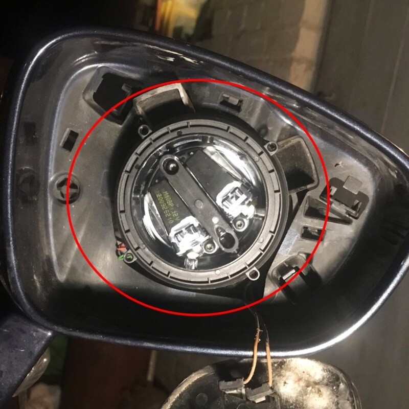 Garçon Balade à Vélo Enfant Actif Vue Latérale Extérieure | Vecteur Premium