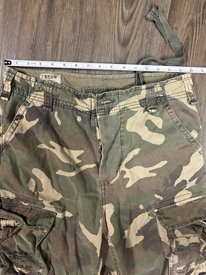 Vintage Abercrombie & Fitch Camo Cargo Pants Size S (30-33 Vintage Abercrombie & Fitch Camo Cargo Pants Size S (30-33