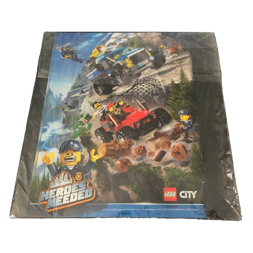 Lego City Magazine, Issue 6, New, w Miner Mike Mini Figure, 951806 - Bild 2 von 5