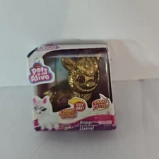 Zuru Toy Mini Brands Pets Alive Gold Boppi Booty Shakin Llama
