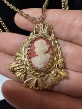 Vintage Gold Tone Multi Strand Cameo Pendant Necklace 18 Lot 1159
