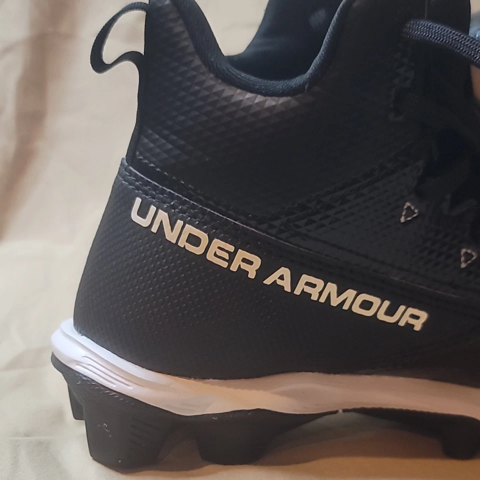 Under Armour Football Cleats UA Hammer Mid Shoes EUC  3.5Y - Image 4 of 4
