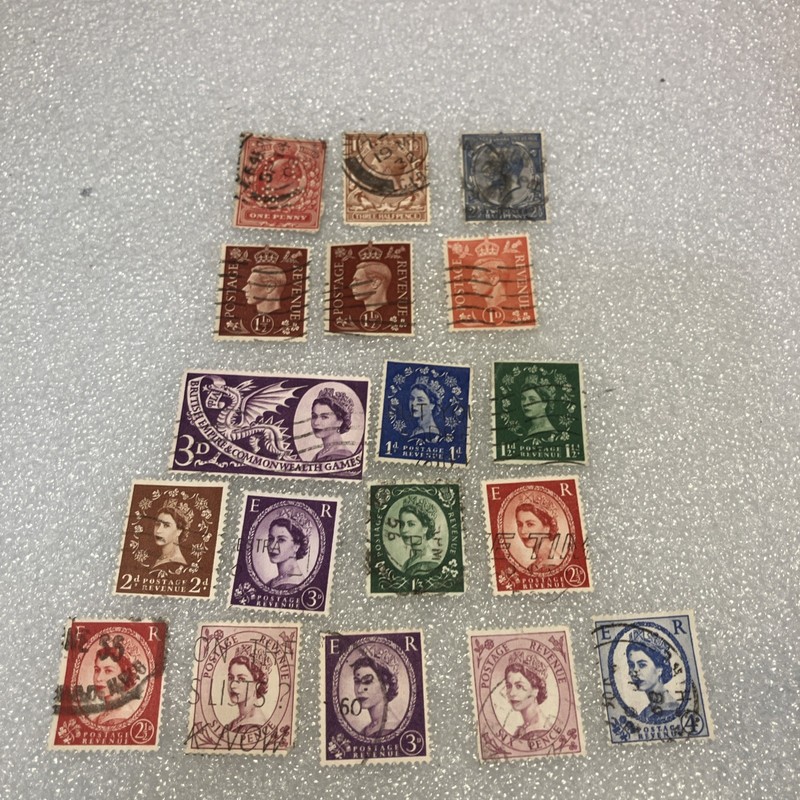 18 USED Vtg British Elizabeth II/Mixed Royalty Stamps- 1900-1965; $1 Ships DEAL!