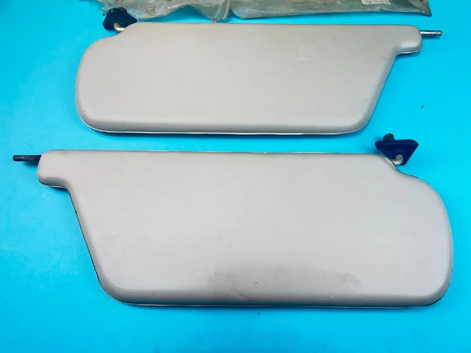 Fiat 124 Sport Coupe BC Sun Visor Set Sonnenblende 4293454 - 4293455 Genuine NOS - Изображение 2 из 4