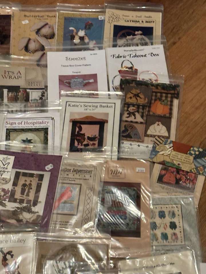 Wholesale Lot X 60 Patterns Crafts Sewing Quilting Ornaments Bags Patchwork (7) - Image 3 of 4
