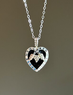 Landstroms Black Hills Gold Onyx Heart Pendant Necklace Sterling