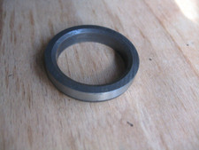 Daimler Dingo Cylinder Head original Exhaust Valve Seat (1)