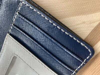 Marc Jacobs The Snapshot Top Zip Multi Wallet with Key Ring Coin