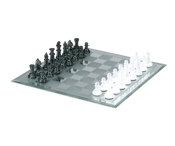 Ajedrez contemporáneo negro de vidrio