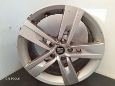 2017 SEAT LEON SEAT LEON 17" ALLOY 7 X 17 ET 49 WHEEL HAS MULTIPLE KERB MARKS TO
