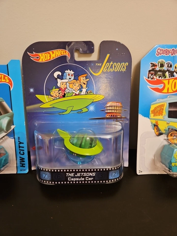 Lot of 3 2013 Hot Wheels 2 Scooby Doo Mystery Machine 1 The Jetsons Capsule Car - Image 3 of 4