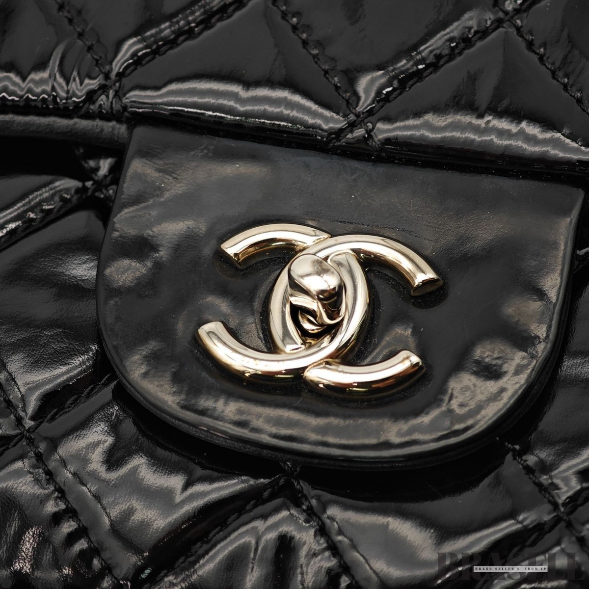 CHANEL Maxi Jumbo Matelasse 30 A28600 Patent Leather Black Chain