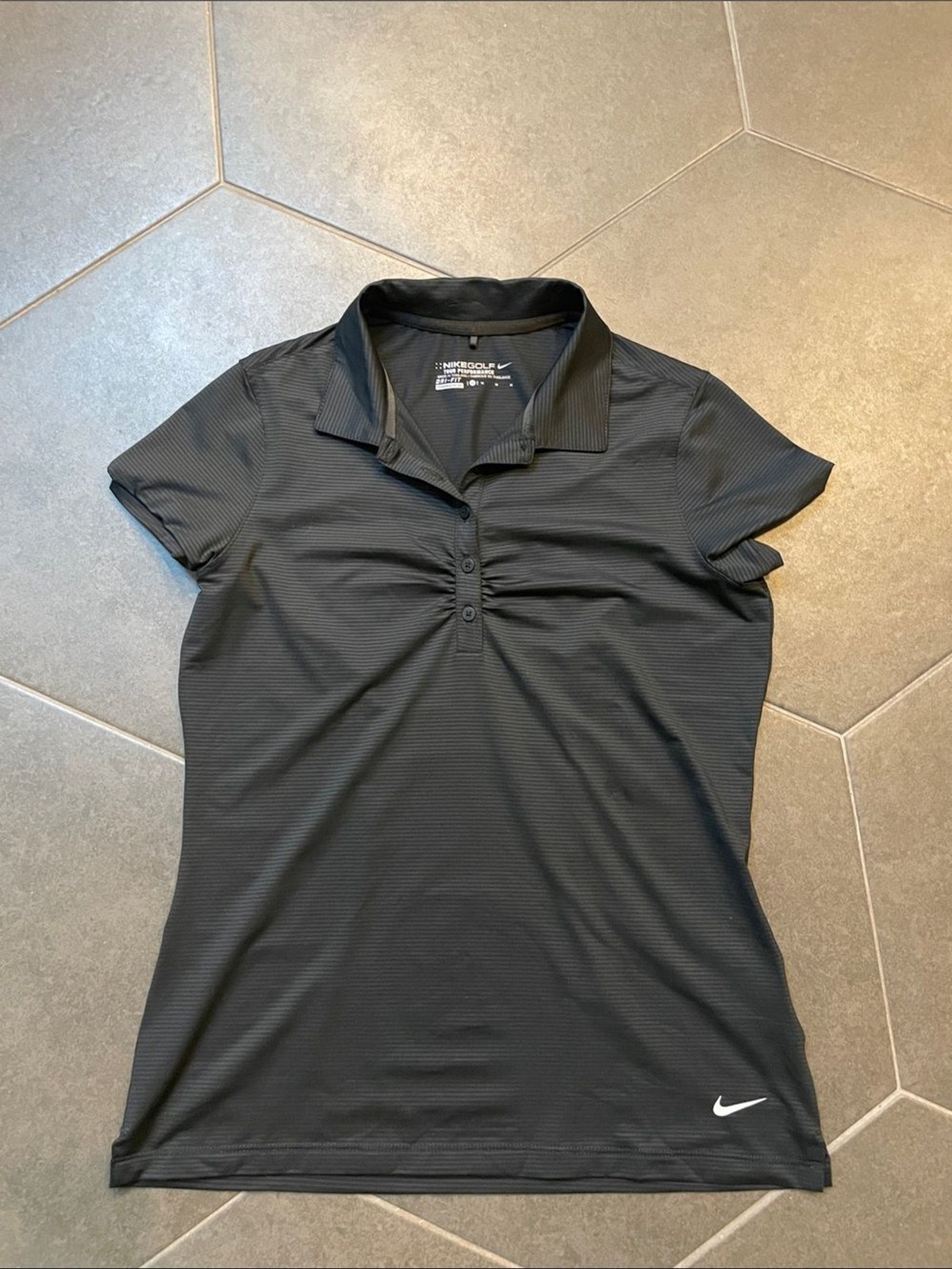 Nike Women’s Golf Black Short-Sleeve Button-Down Polo M
