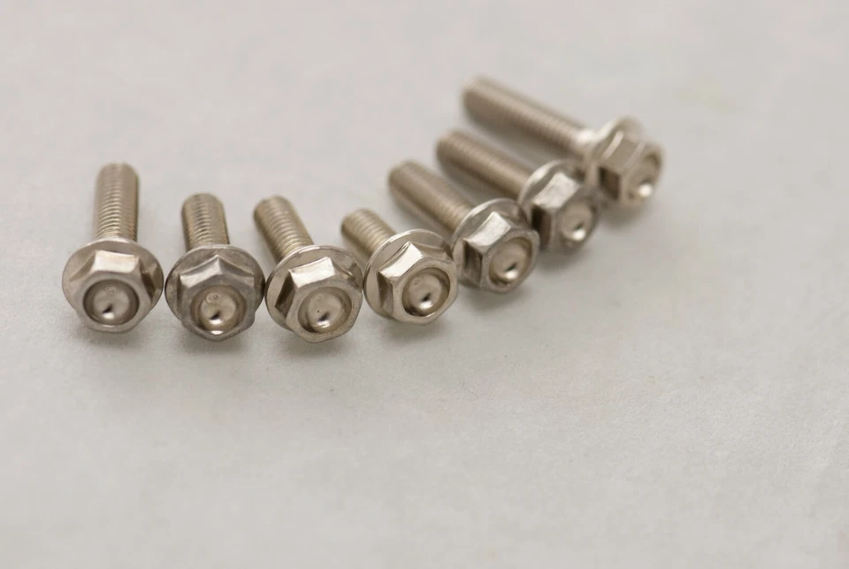 Kit de pernos de motor de níquel funciona para KTM 85cc XC 2008-2009 Foto 2 de 4