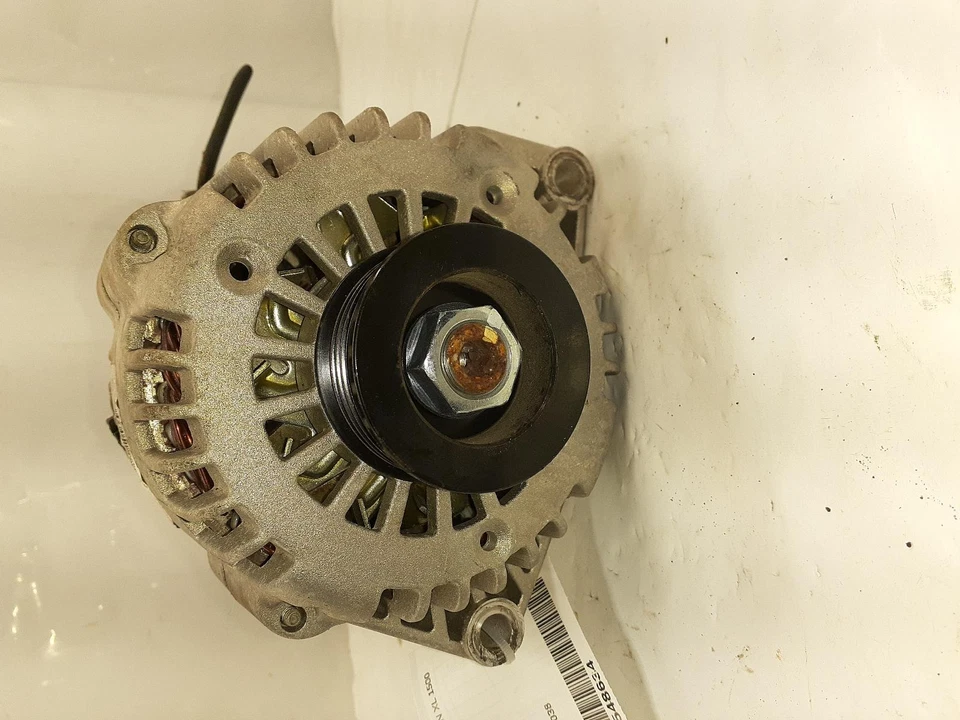 Alternador usado compatible con: 2004 Gmc Yukon XL 1500 145 amperios grado C Foto 2 de 4