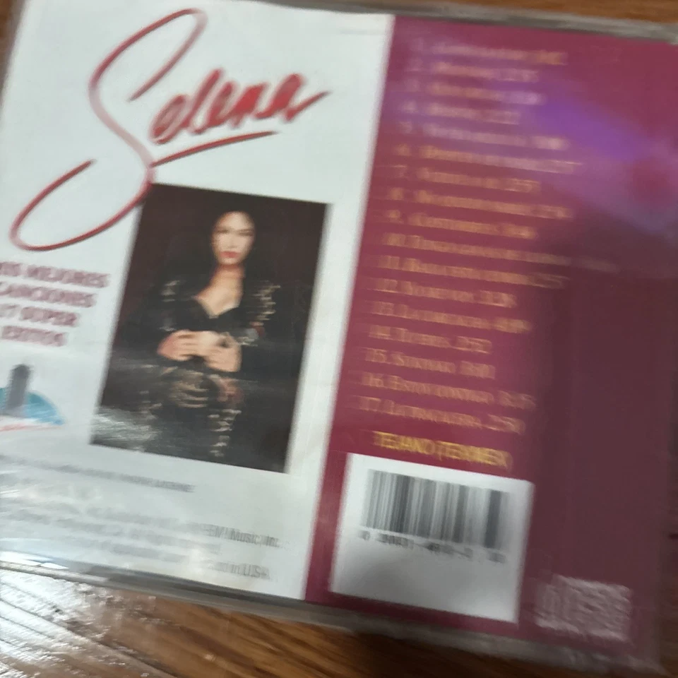 Компакт-диск Tejana Classics Selena Mis Mejores Canciones 17 Super Exitos - Изображение 2 из 3