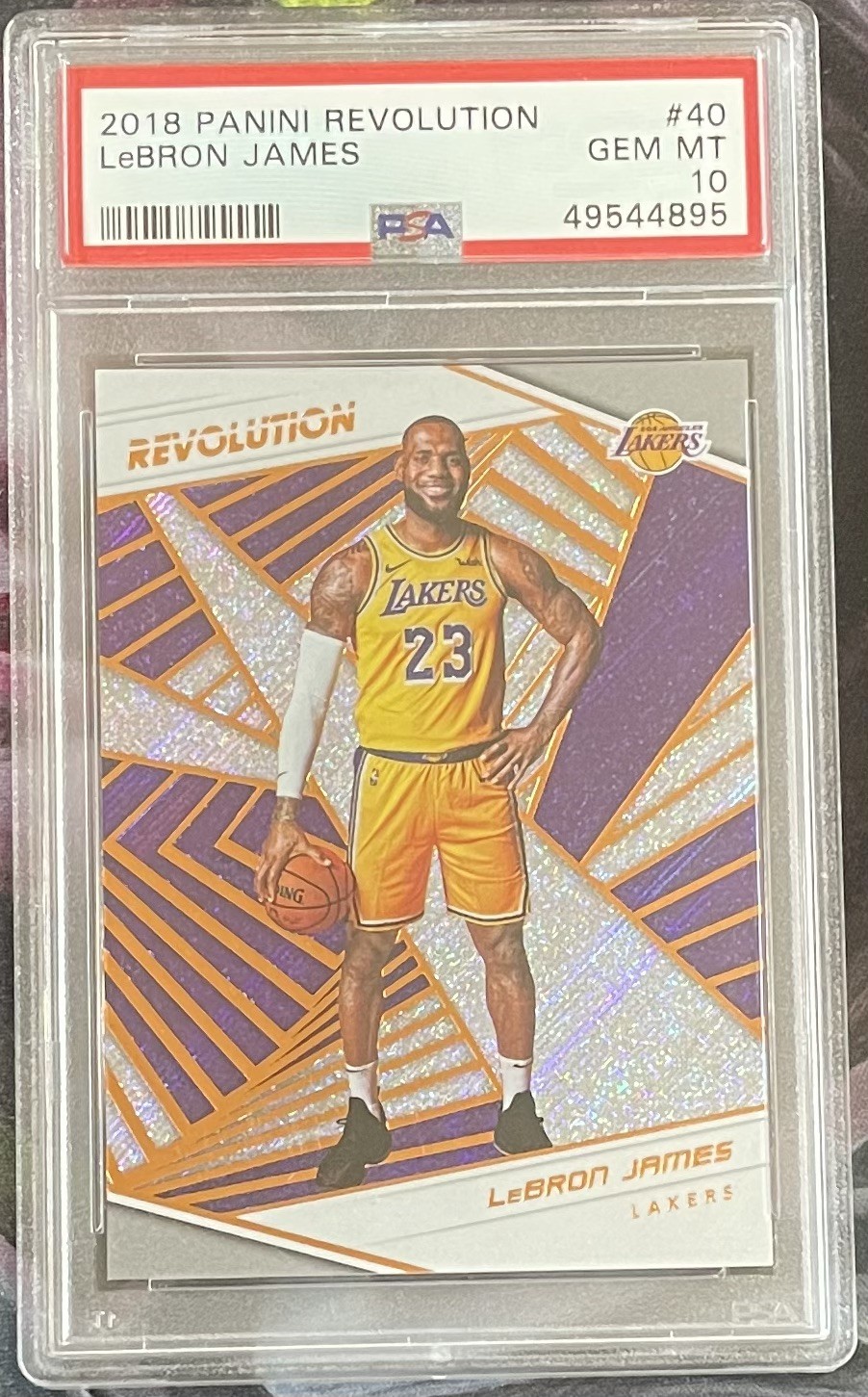 2018-19 Panini Revolution - LeBron James #40