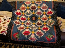 Charming Christmas Santa VICTORIAN HEART COMPANY Quilt Approx 5'x4' Lightweight