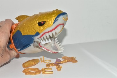 TREASURE X VERSUNKENE PIRATENSCHIFFFLASCHE MIT HAI FIGUR - KOSTENLOSER VERSAND