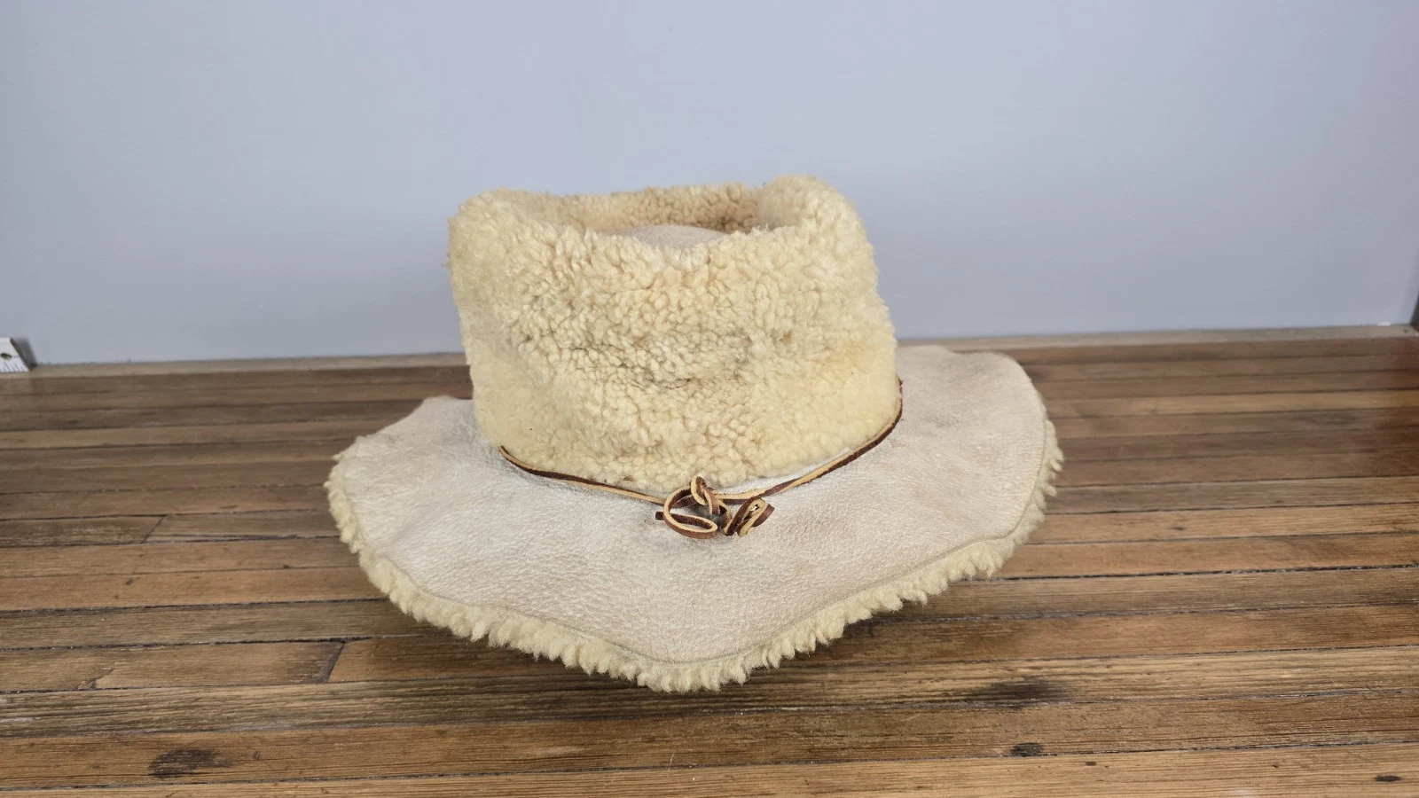 BICK Winchester NH Sheepskin Lined Winter Trapper Hat L Made in USA Wool