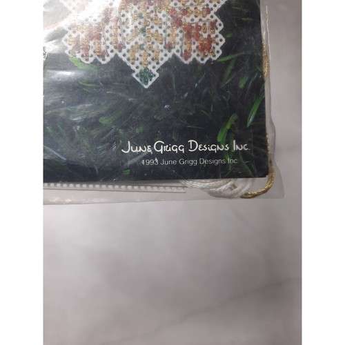 Vintage June Griggs Beaded Snowflake Ornaments Kit K-904 Needlework - Picture 2 of 4