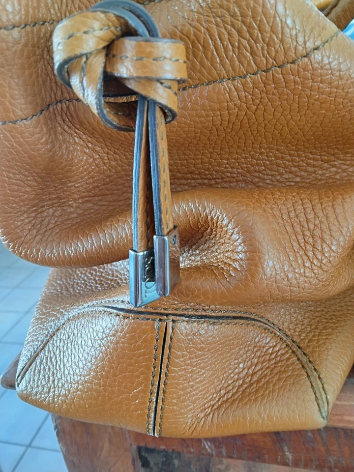 Tod's Pebbled Tan Leather Drawstring Tote Shoulder Bag Satchel Purse - Image 3 of 4