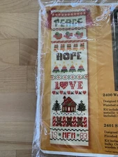 The Creative Circle (Symbols of the Season Bellpull) #2401 Christmas Theme