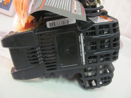 Briggs & Stratton Four-Cycle Engines - Model 021032 - Picture 7 of 11