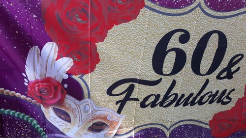 60 cumpleaños 60 y fabuloso fondo de foto de cumpleaños inspirado en Mardi Gras - Imagen 5 de 8