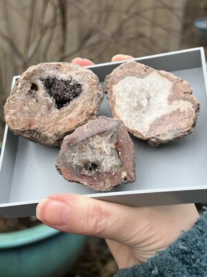 Achat Druzy Höhle Geode Kristall AAA+ Fülle/Optimismus Stärke AM36 in einer Box