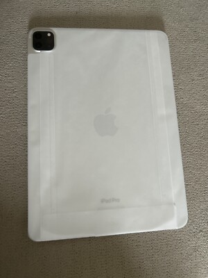 Apple iPad Pro 11 (4th generation). (Color: silver) 11inch (opened