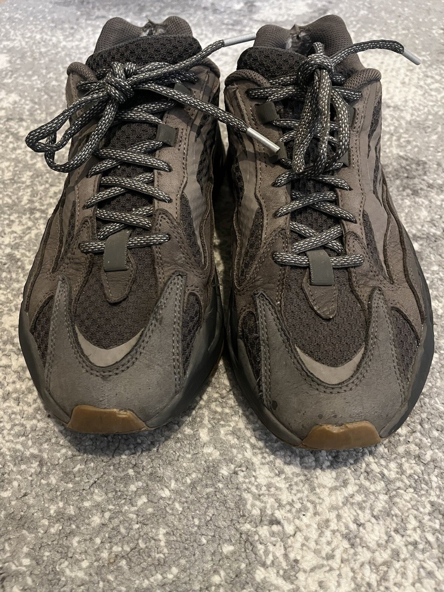 adidas yeezy boost 700 v2 geode Uk9 UK