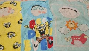 3  Baby Bibs, SpongeBob SquarePants Cartoon Theme, Multicolor