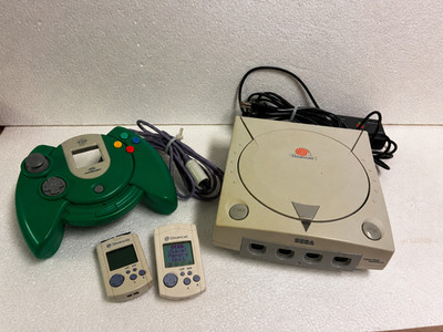 SEGA Dreamcast Console -w/ Controller & 2 VMUs - Tested and Working!
