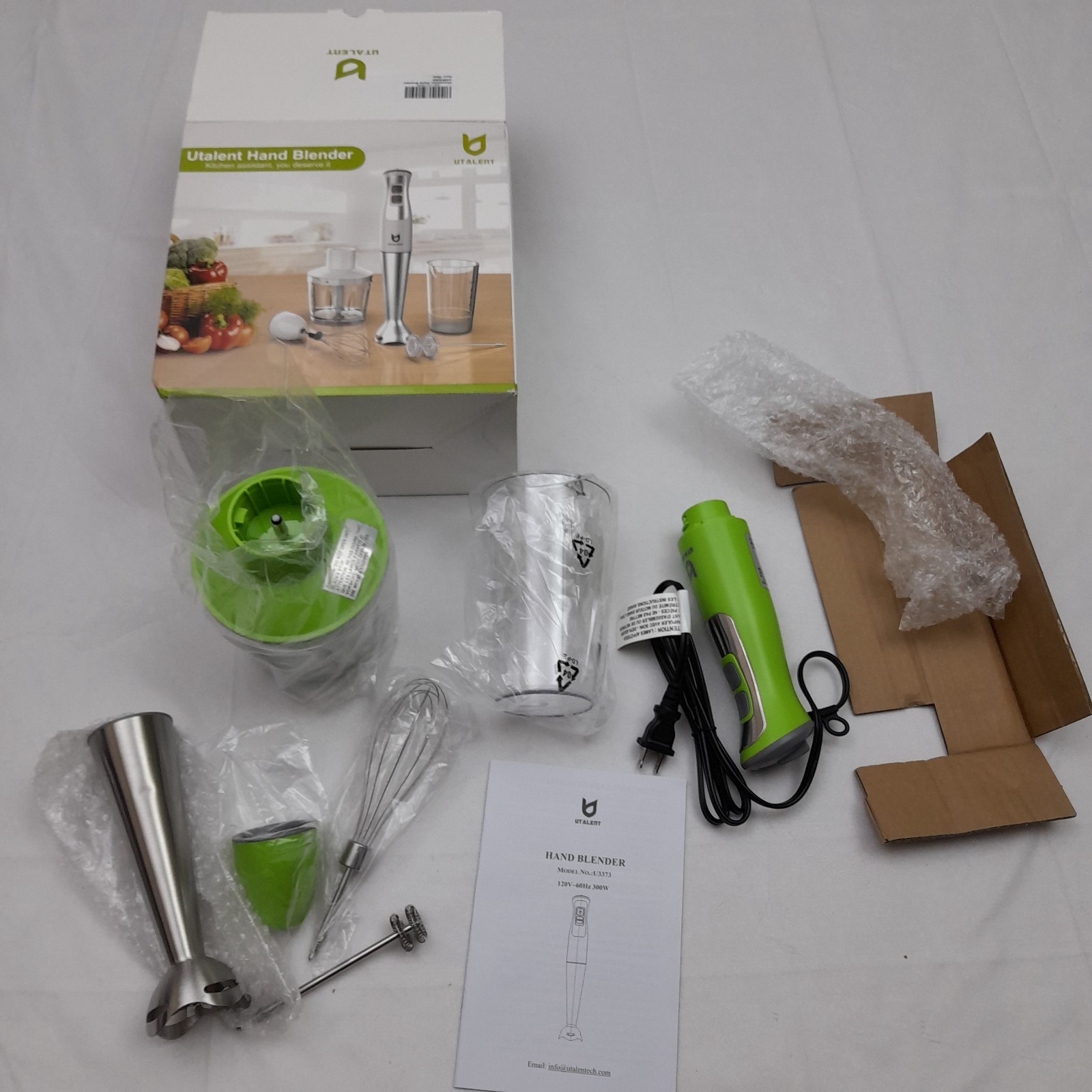 utalent hand blender w/ whisk, froth, and pur&eacute;e attachments.tested, small dented