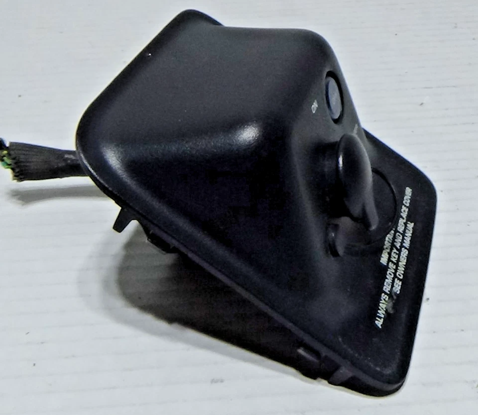 1997-2000 Jeep Wrangler TJ Passenger Airbag Restraint Disarm Switch - Image 2 of 4